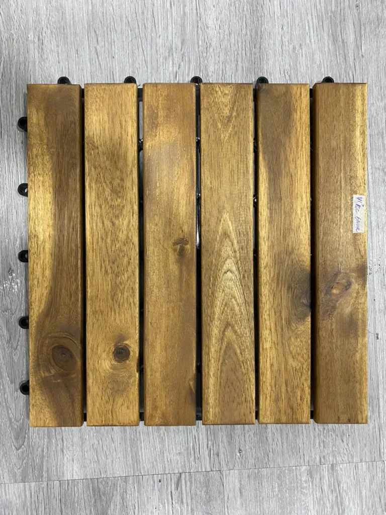 Vỉ gỗ keo 6 nan lót sàn 300 x 300 mm liên kết khớp nối - góc nhìn 5