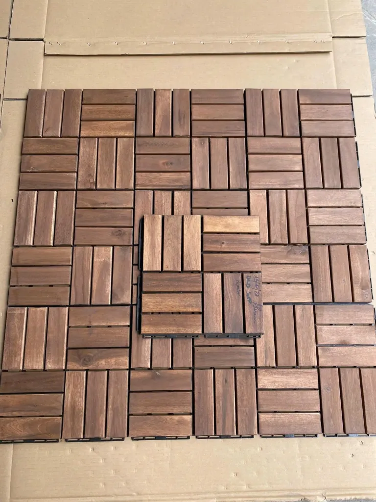 Vỉ gỗ keo 12 nan họa tiết parquet 300 x 300 mm liên kết khớp nối - góc nhìn 9